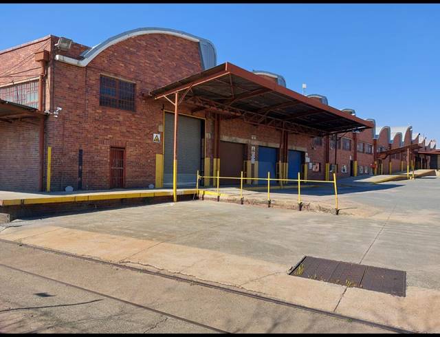 7,000M² WAREHOUSE TO LET IN LONGDALE